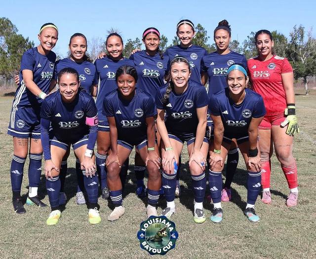 Equipo femenil en la Louisiana Bayou Cup
